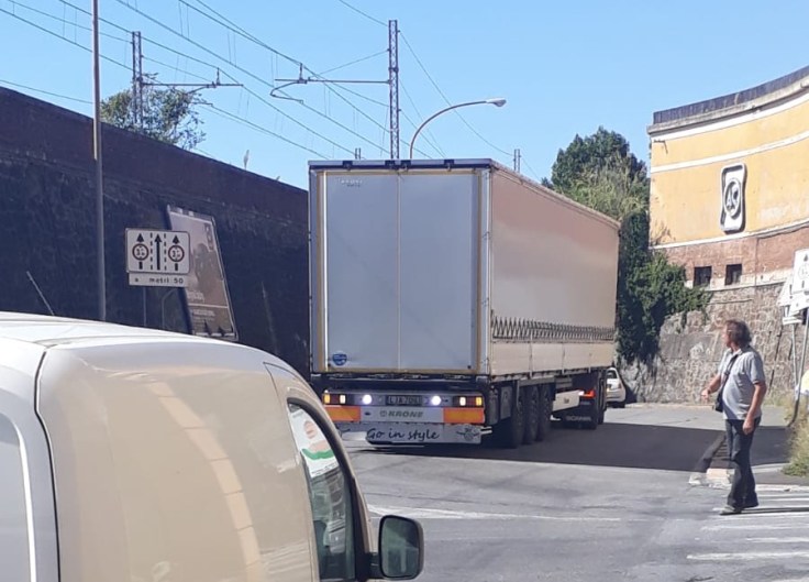 11338BC0-31D2-4B1E-82C7-7642A4996BD6