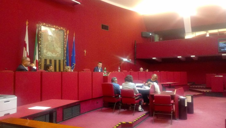 1EF2C9D0-04D1-4DB4-98F1-DCE18BA5756B